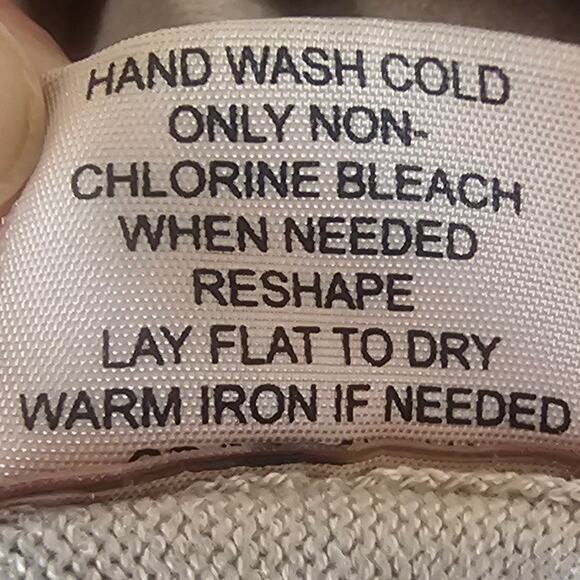 Philosophy Republic Clothing Beige Floral Bell Sleeve Knit Top Size Large - Picture 6 of 7